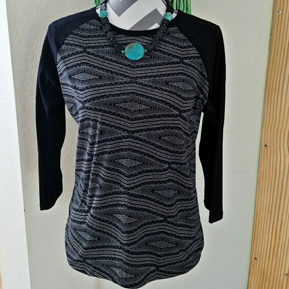 LuLaRoe Black and White Geometric Randy - Picture 2 of 5